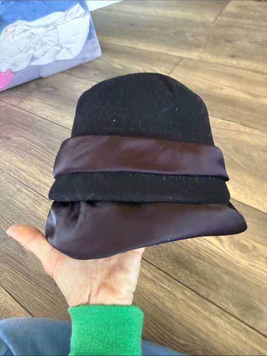 Vintage Black Cloche Hat with Brown Satin Trim by robinaire main image 6